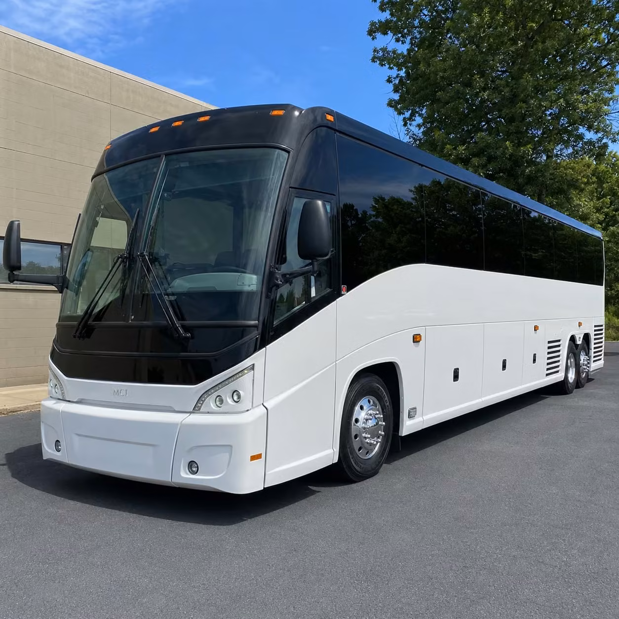 busrentaldavie com makes multi day bus rentals out of davie simple