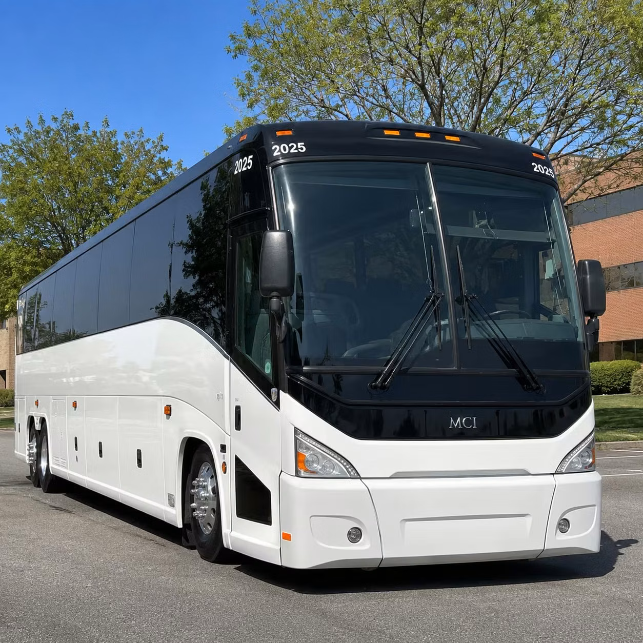 concert bus rentals to kaseya center hard rock stadium and every major south florida venue