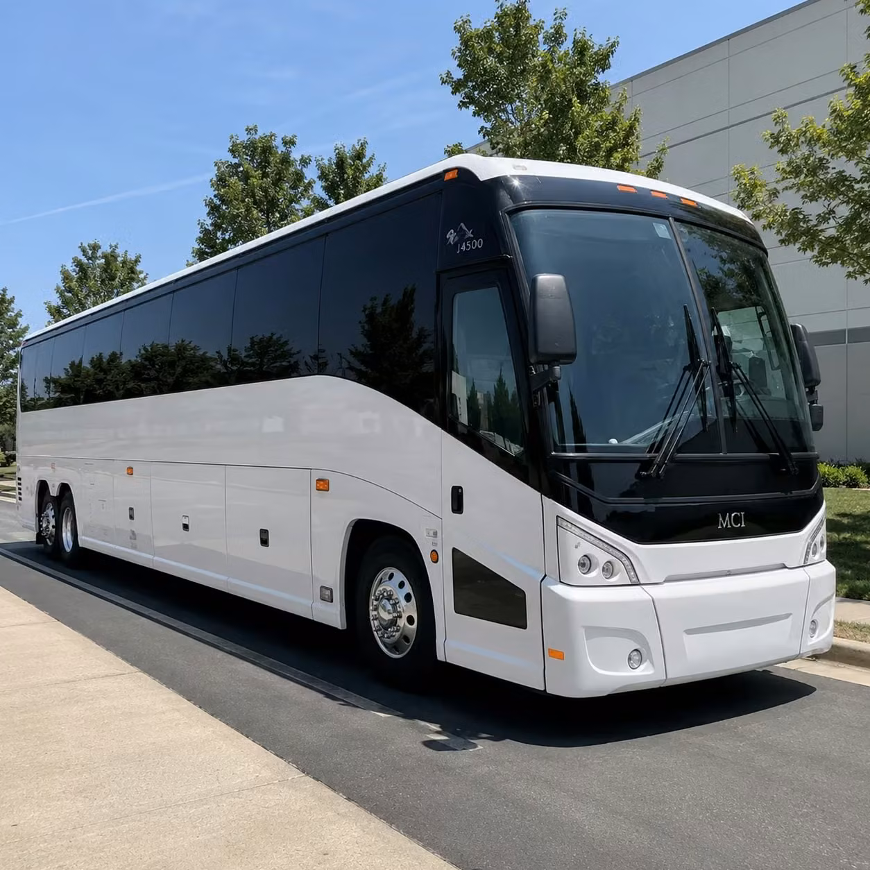 shuttle buses for davie sunday services parking shuttles and weekly worship transportation